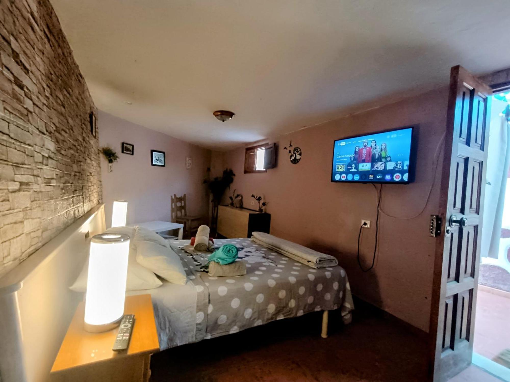 La Casa De La Pradera Bed & Breakfast Santa Lucia De Tirajana ภายนอก รูปภาพ