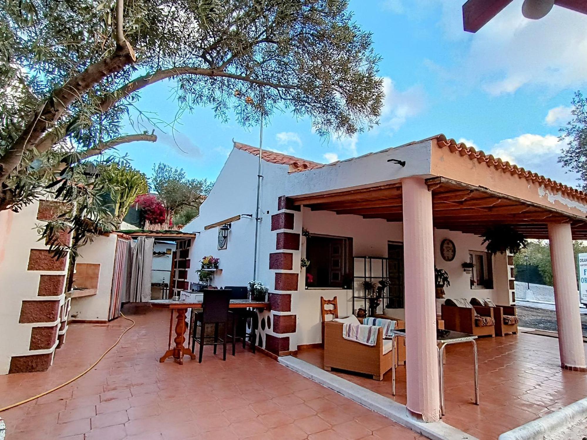La Casa De La Pradera Bed & Breakfast Santa Lucia De Tirajana ภายนอก รูปภาพ
